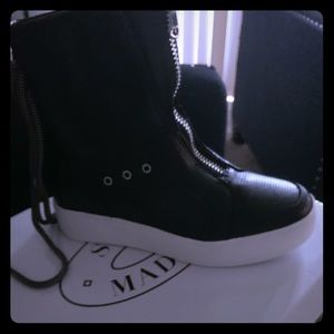 Black Leather Sneaker